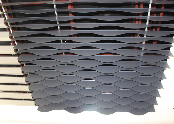 سوپاپ آلومینیومی Baffle Ceiling J شکل پلاستیکی تیغه سقف 0.7mm