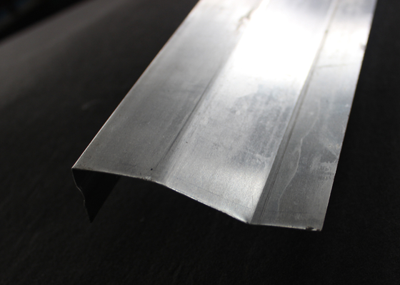 نوار سقف کاذب فلزی صفحه شکاف G شکل GH125 برای دکوراسیون داخلی