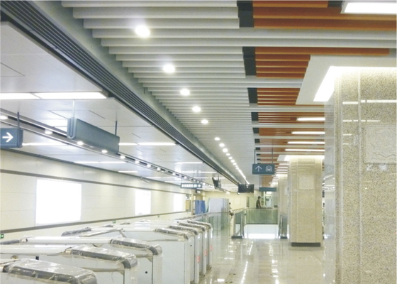 سقف کاذب U-aluminium مشخصات سقف / آلومینیوم کاشی کاذب برای فرودگاه