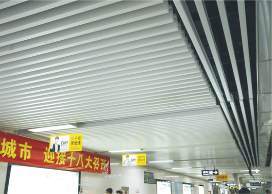 معلق شناور U - آلومینیوم مشخصات صفحه نمایش سقف / پانل های دیواری خارجی