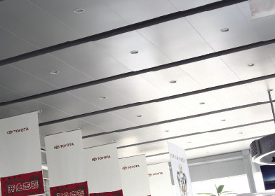 کاشی های سقف فلزی سوراخ دار سفارشی پانل های E شکل برای سقف کشویی، قلاب کردن