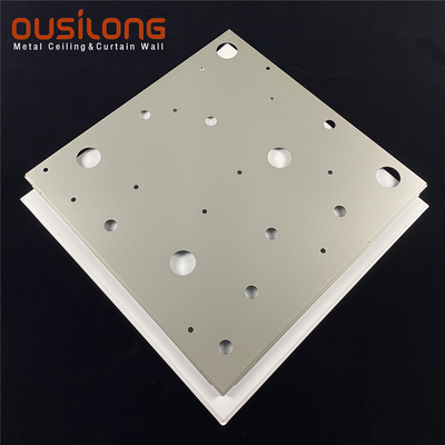 آلومینیوم فلزی سوراخ دار سفارشی 600×600 در کاشی های سقف آکوستیک با سه راهی