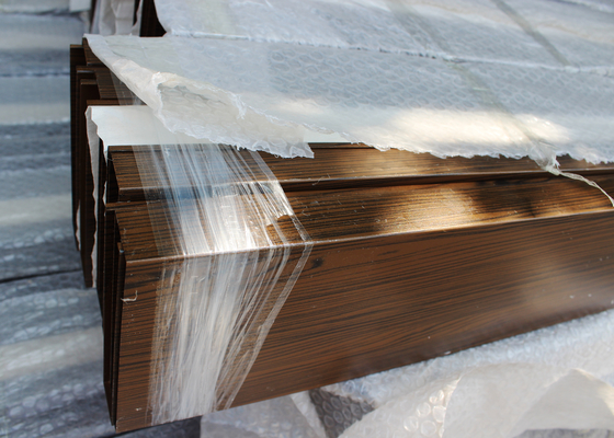 آلومینیوم پروفایل خط فلز U سقف با انواع چوب مانند رنگ موجود است