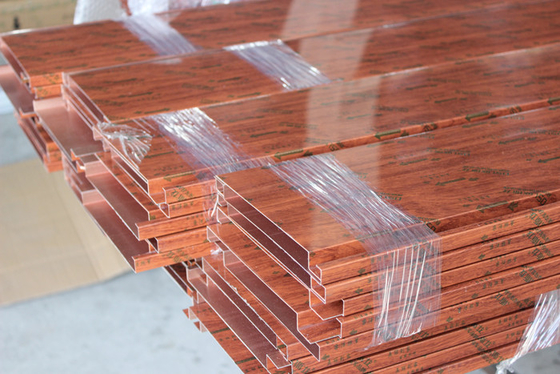 آلومینیوم مدرن G شکل سقف چوب رنگ دانه سقفی