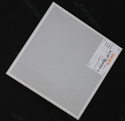 سوراخ سوراخ شده یا سفید آلومینیومی سفید / GI در کاشی های سقف با لبه لبه
